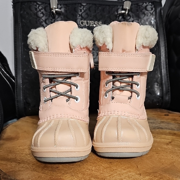 Cat & Jack Gray Winter Boots for Kids - Picture 4 of 8